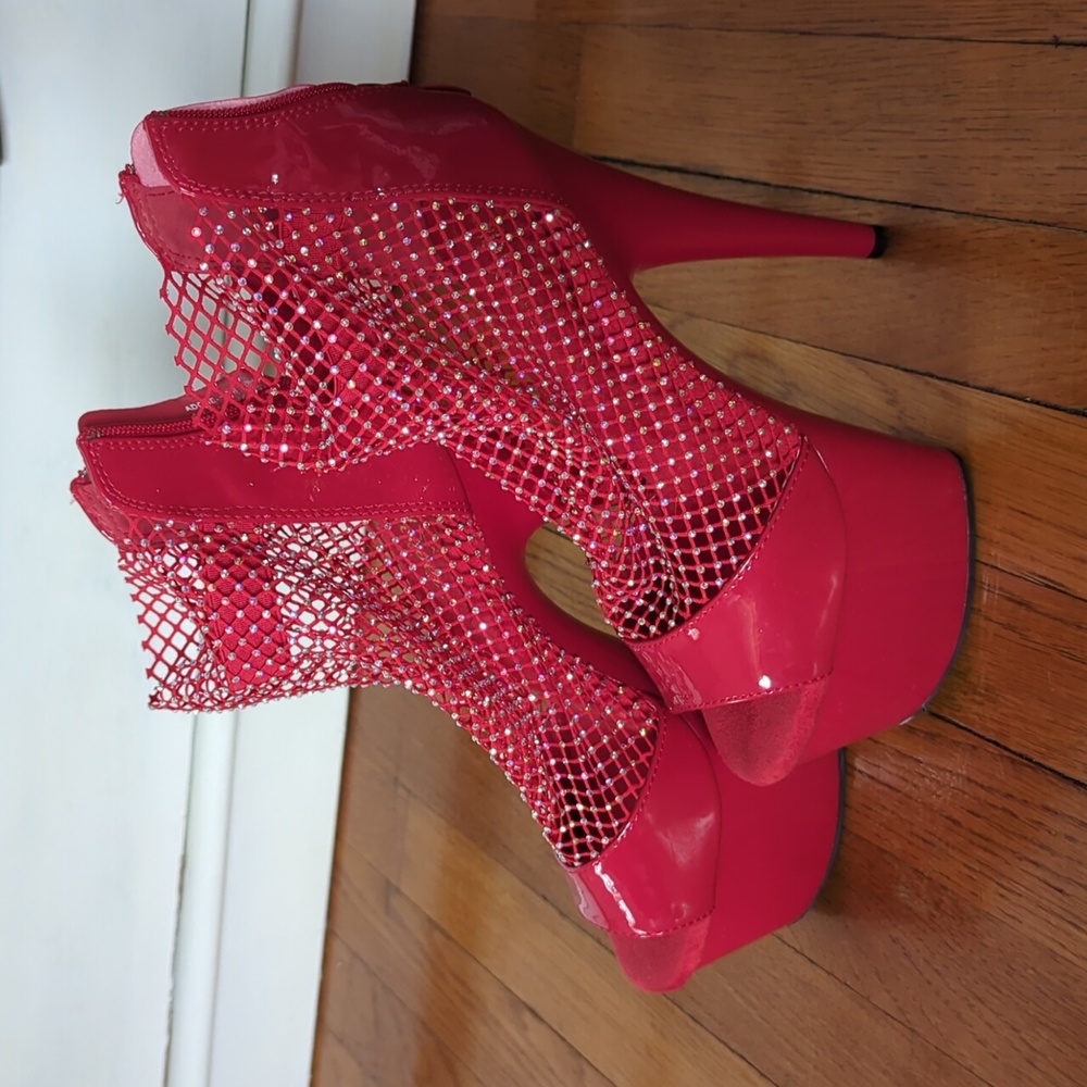 Pleaser Adore 765RM size 9